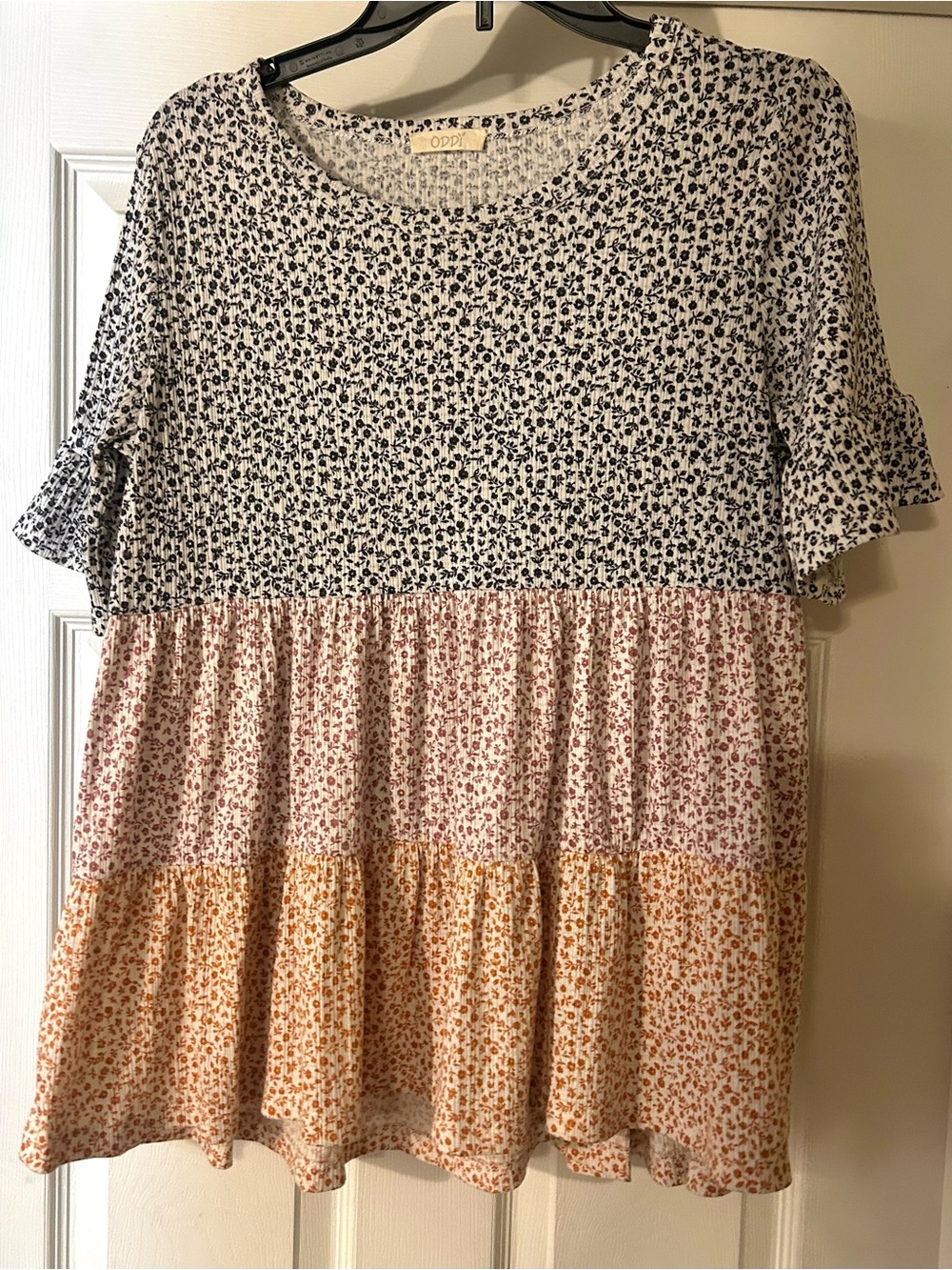 ODDY Tiered Floral Blouse in Black, Pink & Mustard